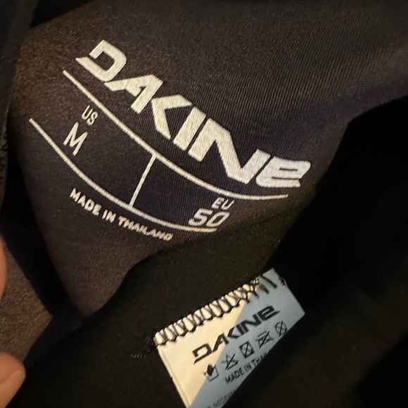 DAKINE CYCLONE ZIP FREE FULL WETSUIT
3/2MM-M & CYCLONE SPLIT TOE BOOT 3/2MM-11 - Picture 3 of 14